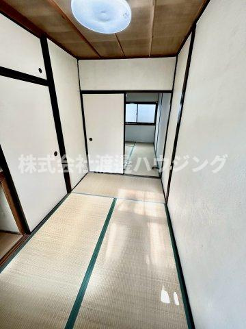 サウナのある家の和室