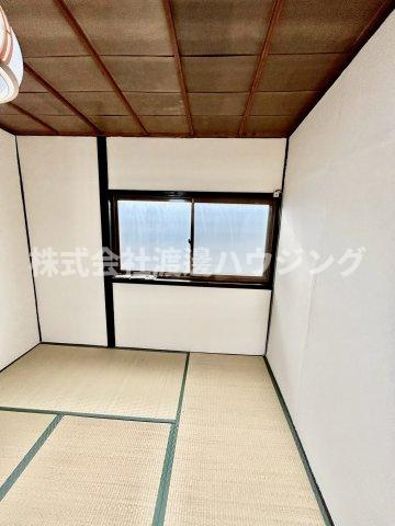 サウナのある家のその他|窓