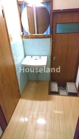 鳴神戸建の洗面所