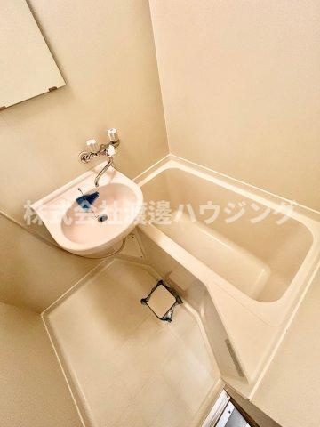 ライブステーション江坂の浴室