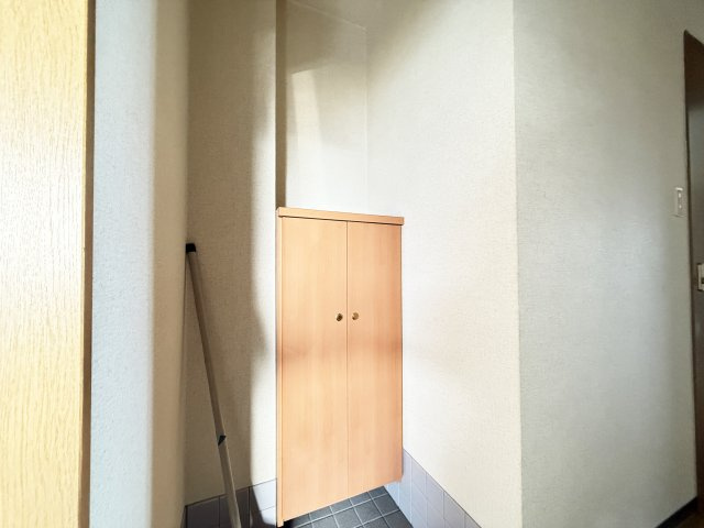 サンハイツ88の玄関