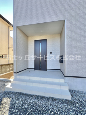 【エントランス】 | 富士市中里 9期 新築一戸建て 1号棟 | エントランスです
