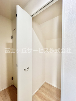 【収納】 | 富士市中里 9期 新築一戸建て 1号棟 | 便利な収納スペースです