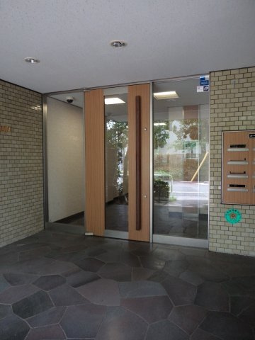 オークヒルズ小日向のエントランス