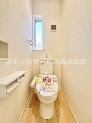 【トイレ】 | 伊豆の国市三福 4期 新築一戸建て 1号棟 | 2Fのトイレです