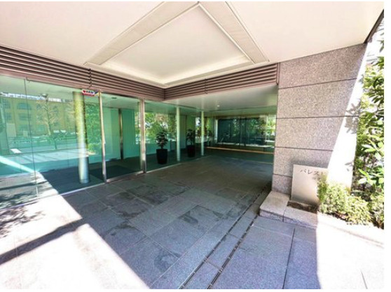 【エントランス】 | ★仲介手数料半額★PALACE VIEW 四番町(棟内唯一の専用庭付きプレミアム住戸）