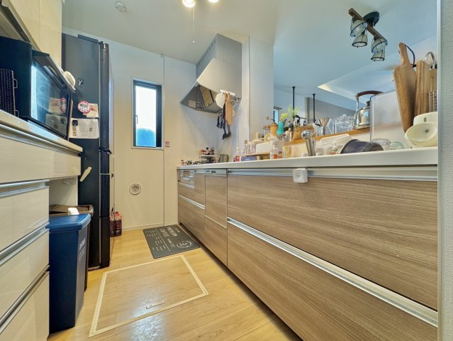 龍ヶ崎市長山中古戸建のキッチン