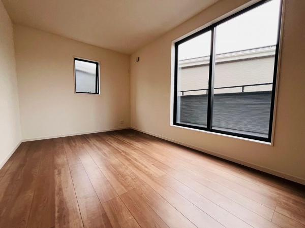 【洋室】 | 写真は同社施工例です。