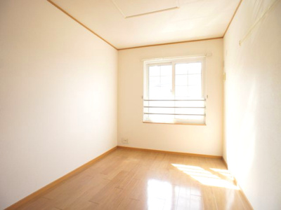 【子供部屋】 | グレイスハイツＡ | お部屋がスッキリ！充実収納付きです♪