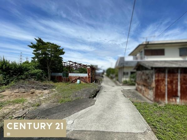 岩出市山　土地の前面道路含む現地写真