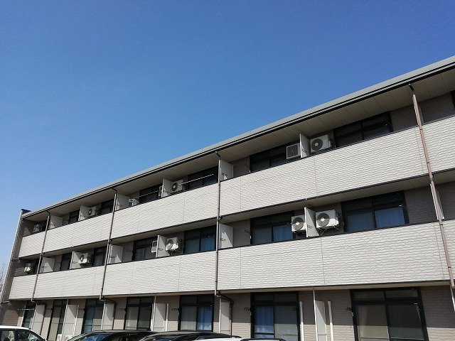 レオパレス出藍の外観