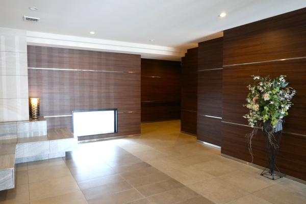 モアグレース岐阜加納10階のエントランス