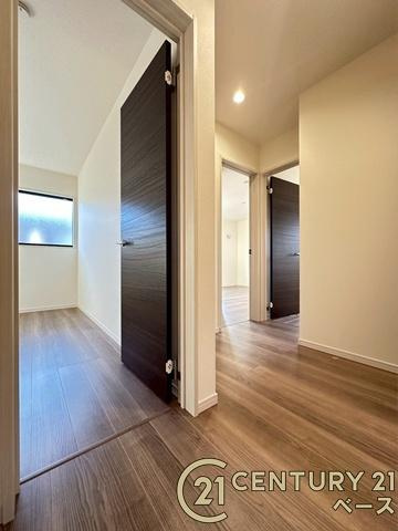 リーブルガーデン田部町 ２号棟 ／新築一戸建の内装|■現地撮影写真■こちらは２階廊下部分です！