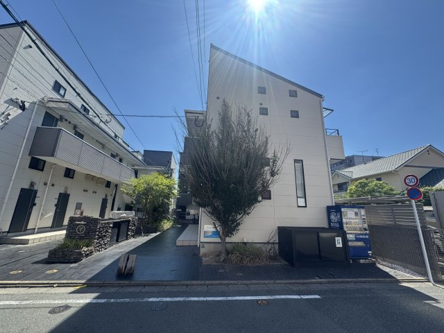 チェルカーレ清水の外観