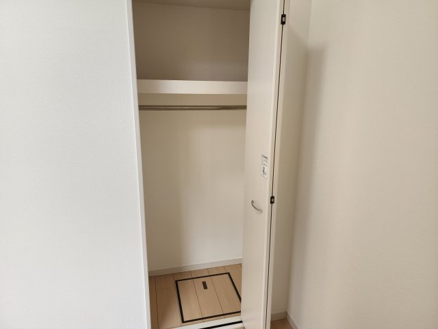 チェルカーレ清水の収納