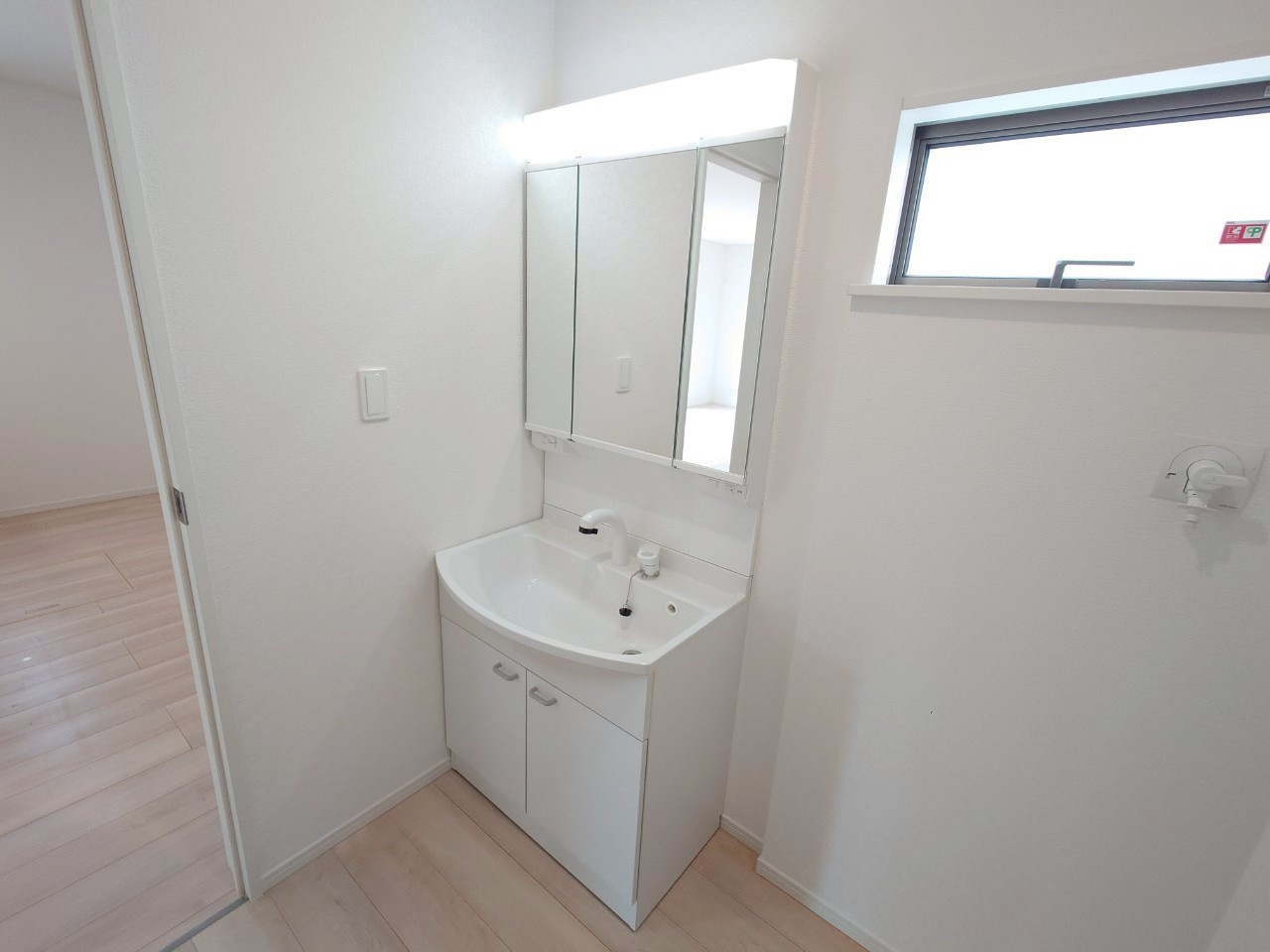 ♥♥糸満市宇江城第2-1号棟（全5棟）の独立洗面台