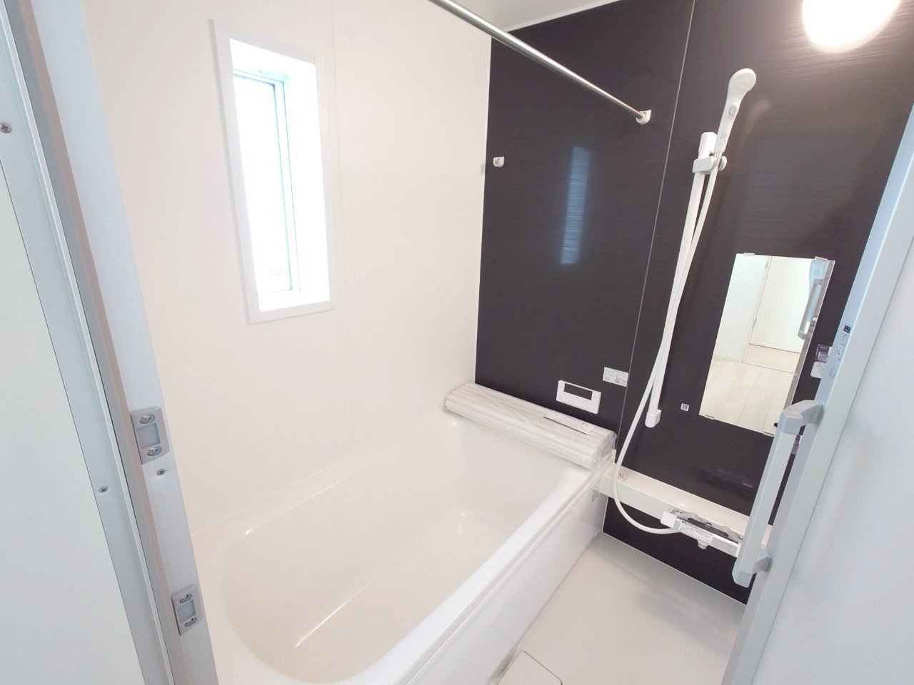 ♥♥　糸満市宇江城第2-2号棟（全5棟）の浴室