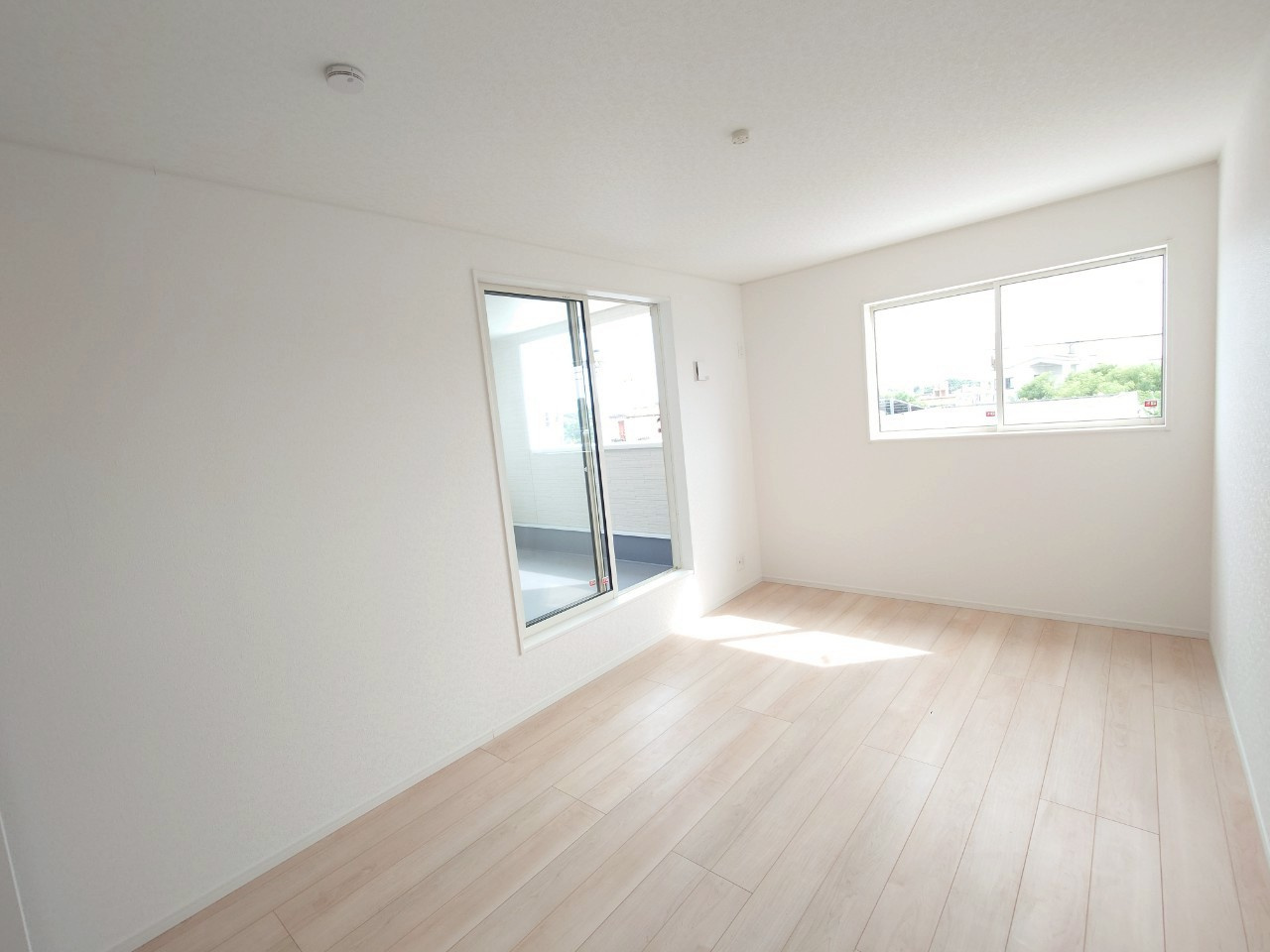 ♥♥　糸満市宇江城第2-2号棟（全5棟）の洋室