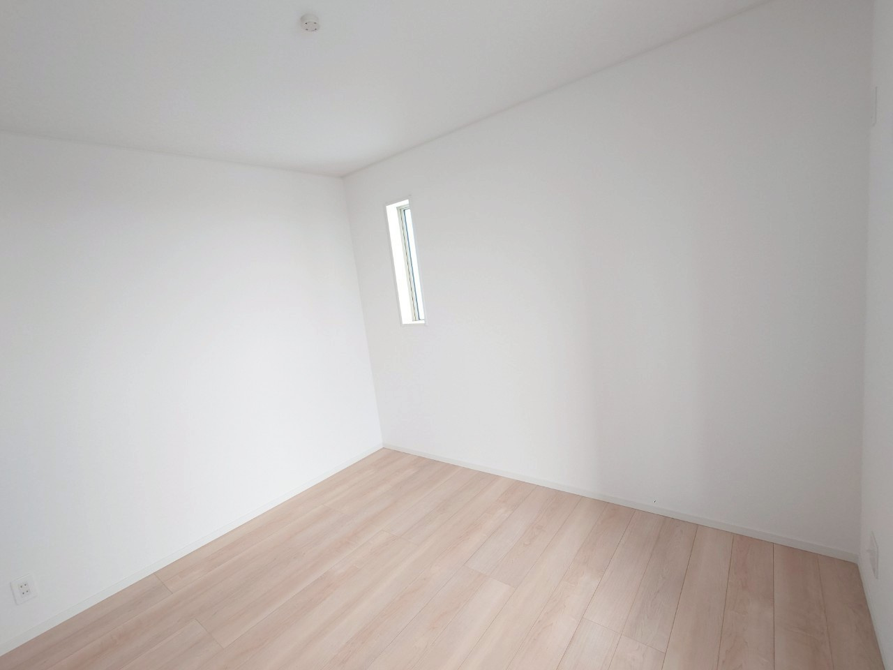 ♥♥　糸満市宇江城第2-2号棟（全5棟）の洋室