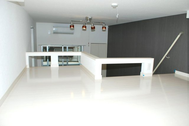 Crest Courtのその他