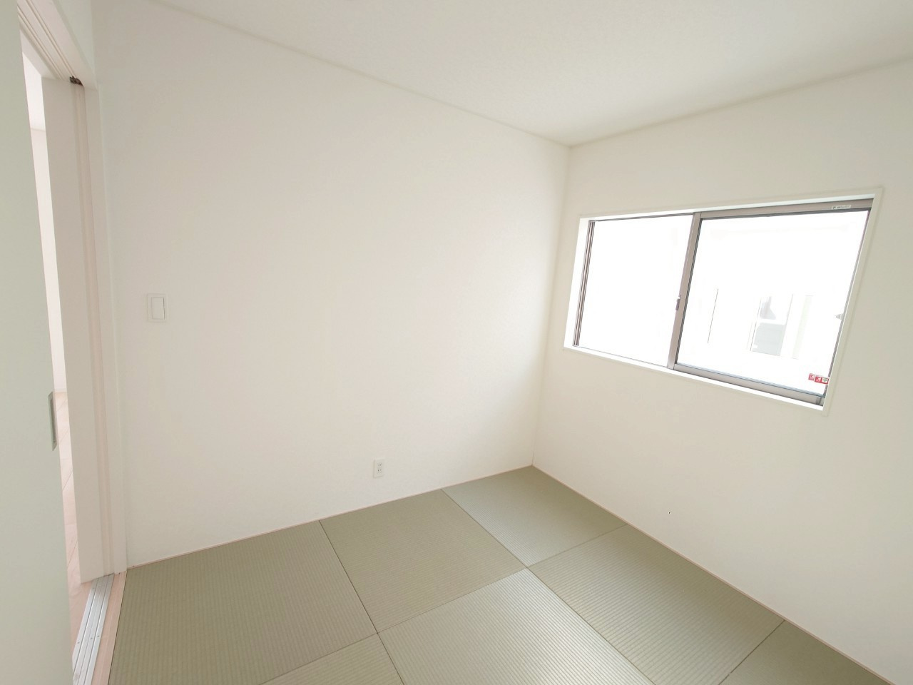 ♥♥糸満市宇江城第2-4号棟（全5棟）の和室