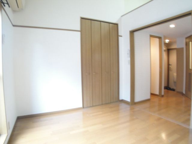 グリーンハウスの居間・リビング