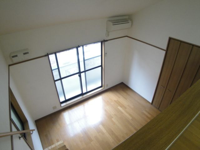 グリーンハウスの居間・リビング