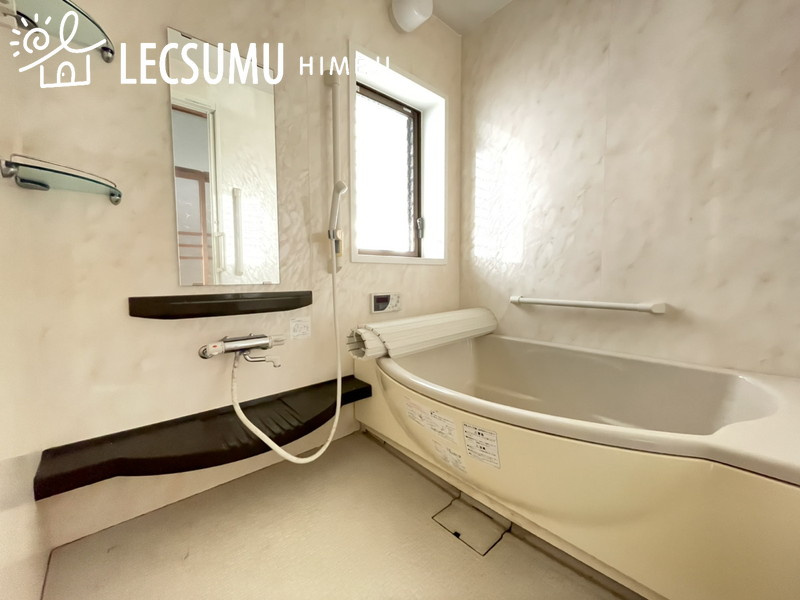 姫路市飾磨区富士見ケ丘/中古戸建の浴室