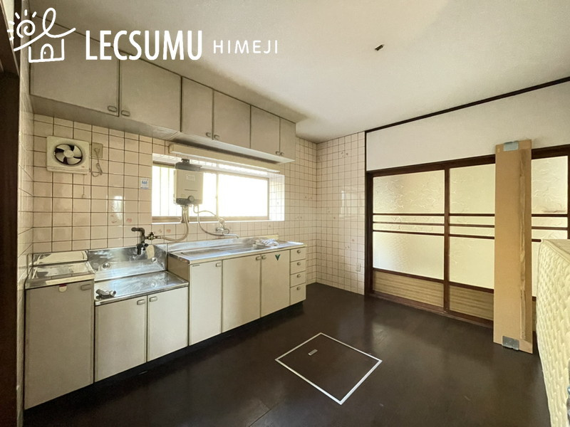 姫路市飾磨区富士見ケ丘/中古戸建のキッチン