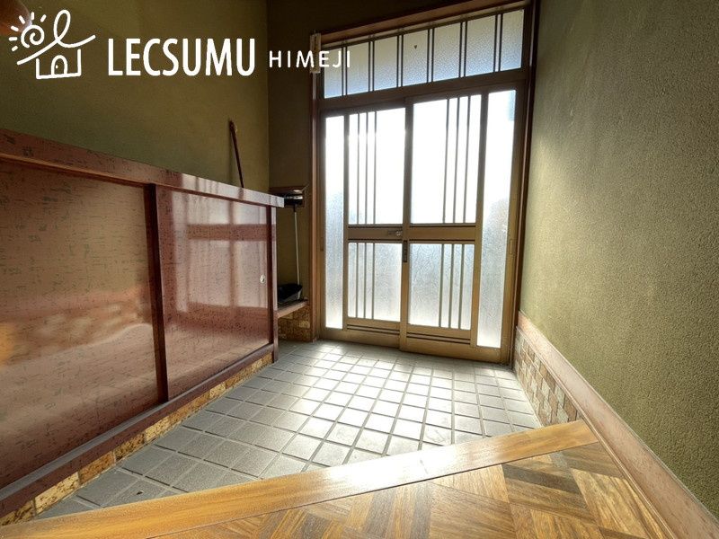 姫路市飾磨区富士見ケ丘/中古戸建の玄関