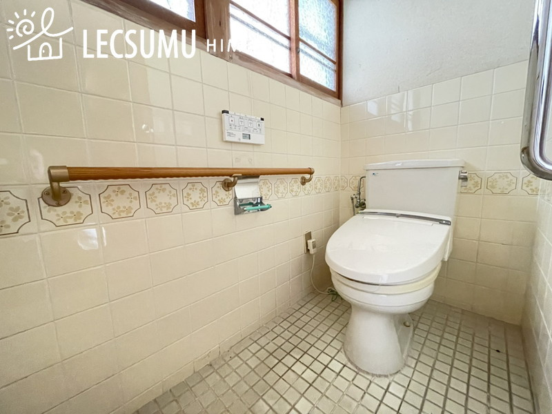 姫路市飾磨区富士見ケ丘/中古戸建のトイレ