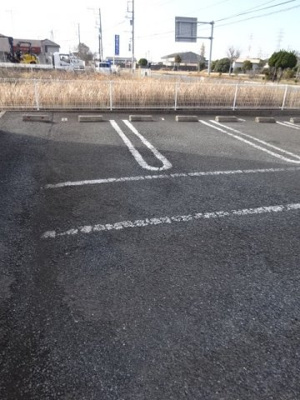 【駐車場】 | ソフィーシアＡ | カースペースがあります