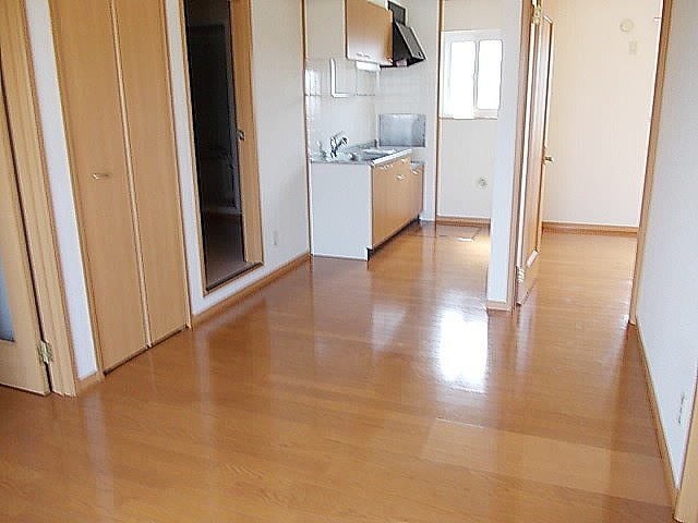 ソフィーシアＢの居間・リビング|使いやすいリビングです