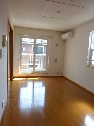 ブリズ・セゾンの居間・リビング|ゆったり過ごせるリビングです