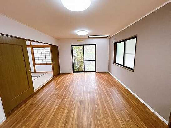 【居間・リビング】