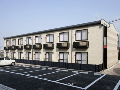 【外観】 | レオパレス優 | お得に住まいをお探しするなら不動産すまラボにお任せ下さい♪
〇現地待合わせOK　〇LINE対応可　〇他社物件持ち込みＯＫ
〇遠隔契約OK　〇お値引き喜んで♪
皆様のお問合せをお待ちしています♪