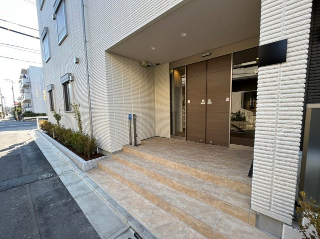 HEBEL　MAISON　久我山のエントランス