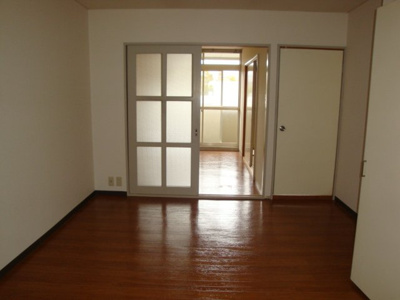 【居間・リビング】 | エクシードヴィラ池下 | リビング（イメージ）