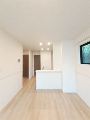 【居間・リビング】 | グランドゥールⅡ | ゆったりとした居間です