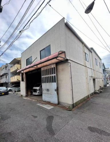 大阪市西成区松３丁目の倉庫の外観