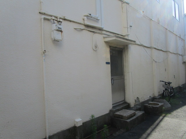 大阪市西成区松３丁目の倉庫の外観