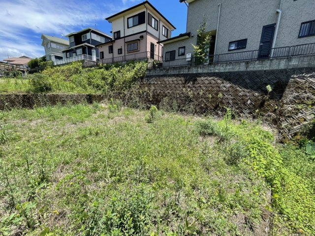 鹿児島市牟礼岡一丁目土地の外観|北西側入り口から見た様子です。