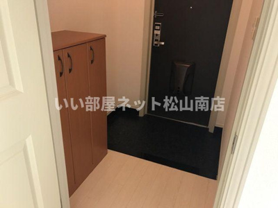 【玄関】 | クレシア南黒田