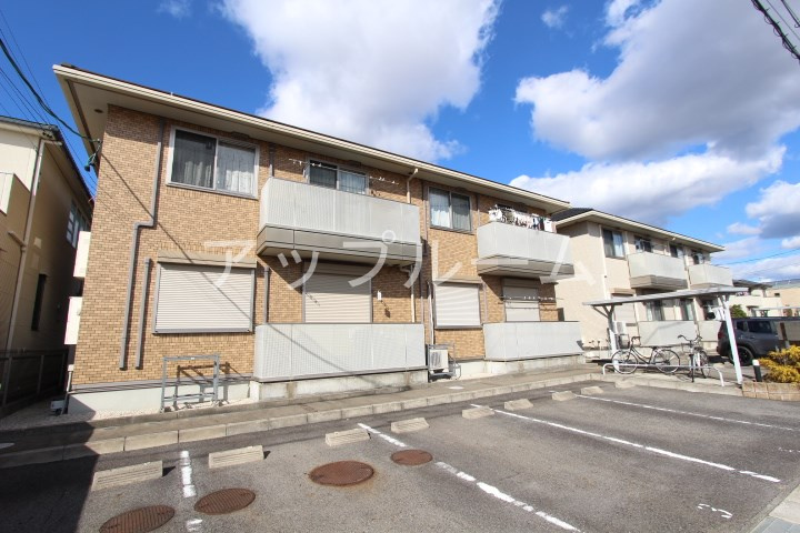 TWIN BRIDGE TOWER Bの外観