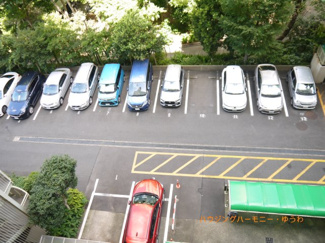 【駐車場】 | 自走式の駐車場がありますので、車必須のかたには、安心です。