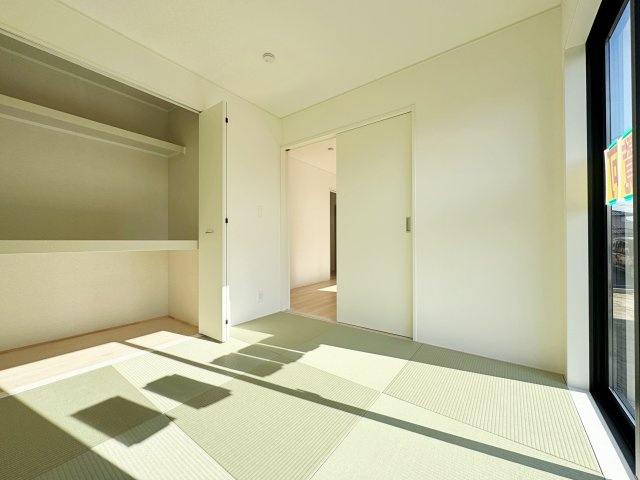 新築戸建・建売　郡山市田村町金屋字上川原　CRADLE GARDEN　全4棟の和室|3口コンロなのでご飯を作りながらお弁当のおかずも作れて便利！