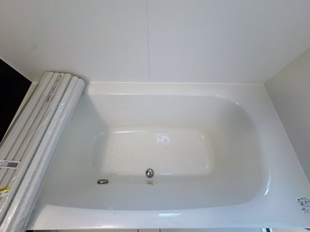 クレイドルガーデン糸満市宇江城 第2・3号棟の浴室|浴槽