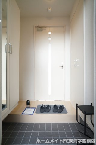 熊本市中央区白山２丁目の賃貸マンションの玄関