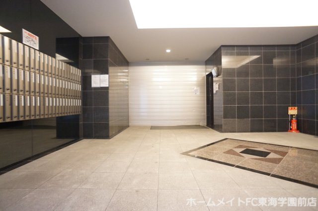 熊本市中央区白山２丁目の賃貸マンションのロビー