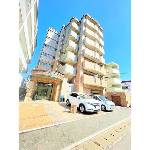 BRILLIANT36の外観